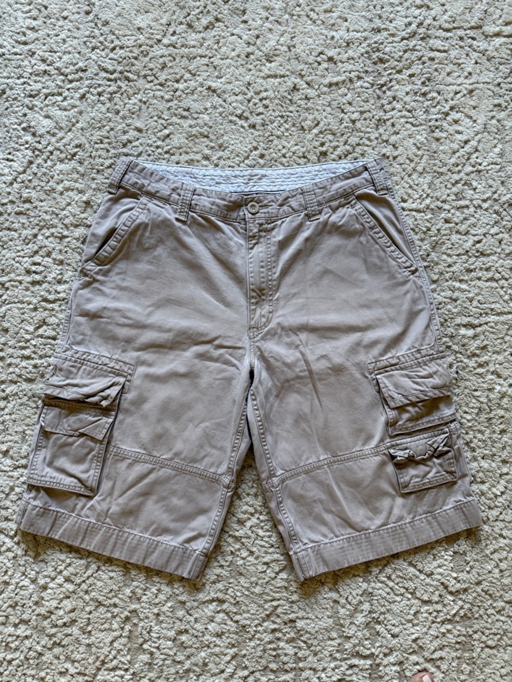 Roundtree & Yorke Men's Cargo Shorts in Light Tan 38x15